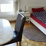 Jolie Chambre Dans Un Appartement
